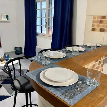 Appartement les Bleuets - Centre ville de Saumur Extérieur photo